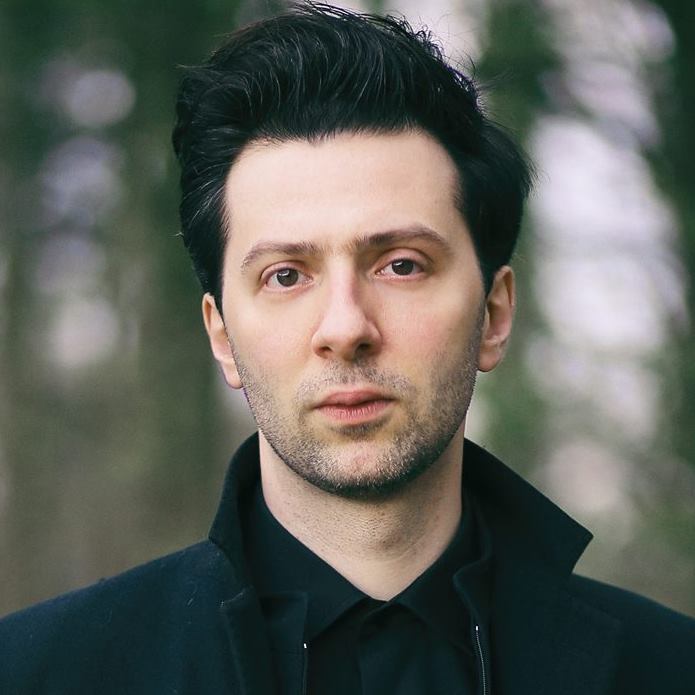 Vassilis Varvaresos