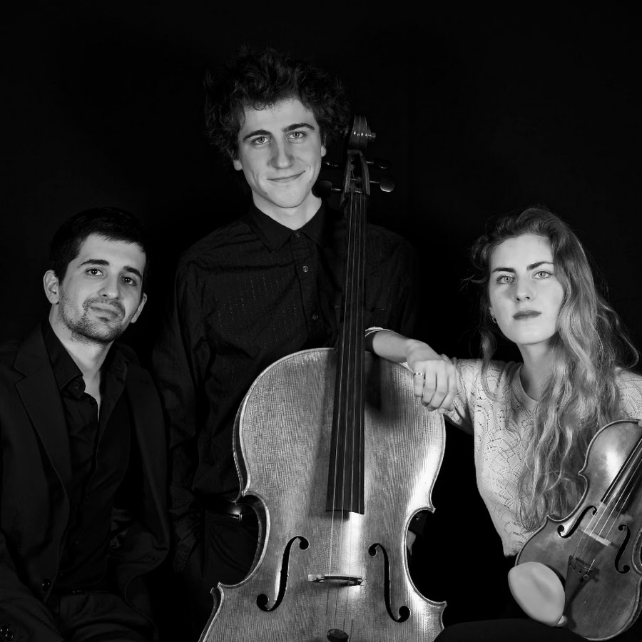 Trio Zeliha